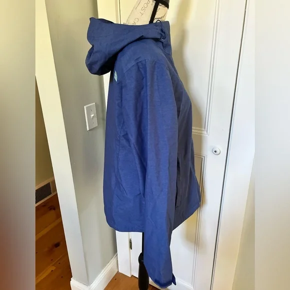 The North Face Venture 2 Rain Jacket in Sodalite Blue Heather. Women's Size: M. - Picture 5 of 15